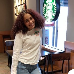 Meet your Posher, Janesa